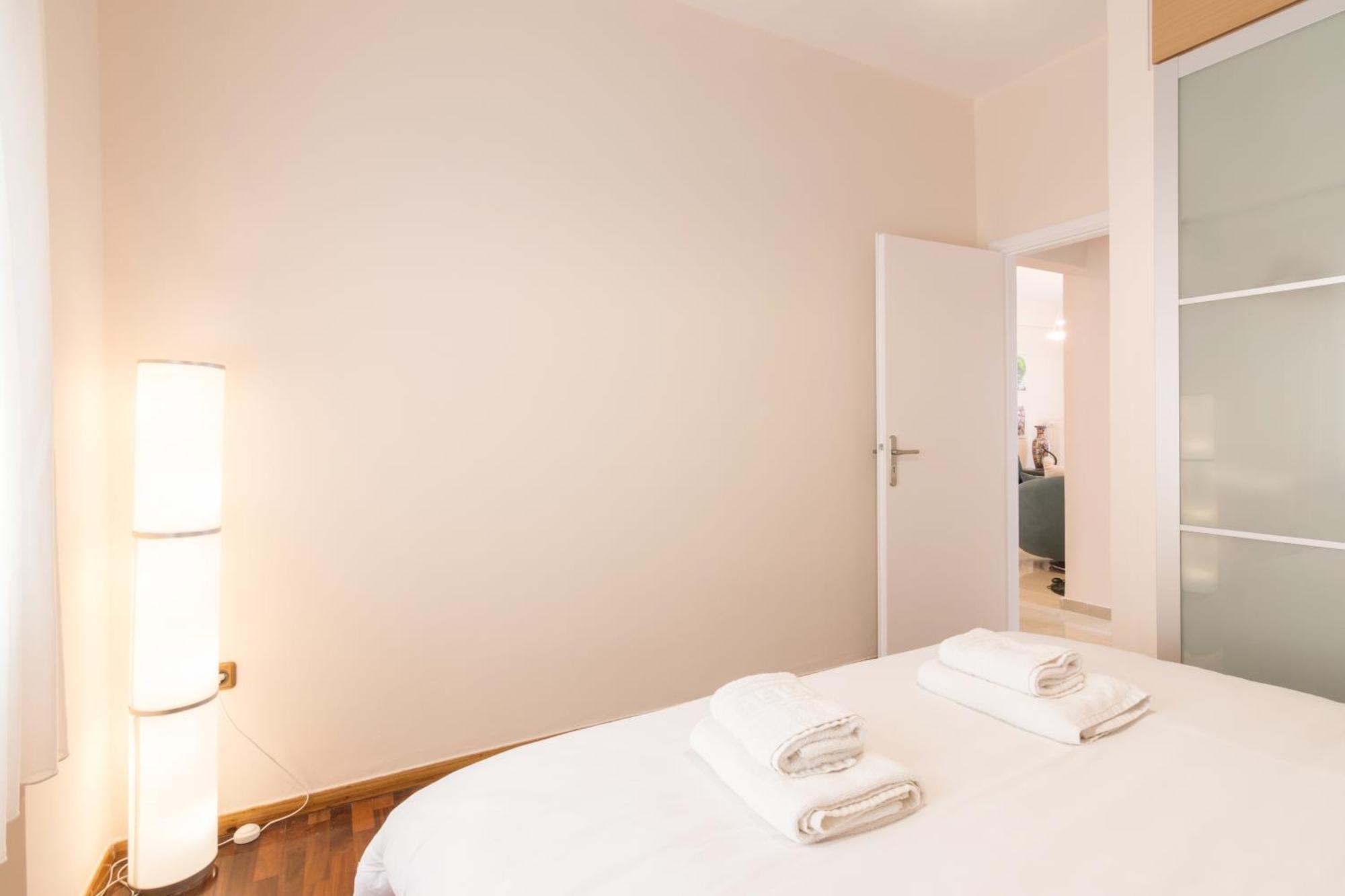 Three Bedrooms Apt In Kallithea Афіни Екстер'єр фото